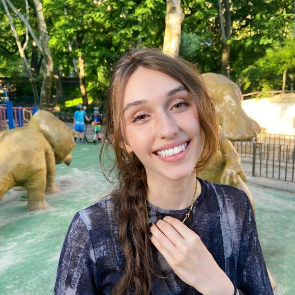 Meet your Posher, Willow - Picture 1 of 1